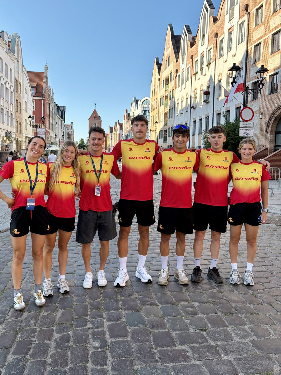TRIATLONSP's tweet photo. Mañana, Campeonato de Europa Élite y Sub23 

🕔 17:00 | Élite y Sub23 femenina
🇪🇸 Ana Carballo, Maite Jiménez-Orta y Alejandra Seguí.

🕖 19:15 | Élite y Sub23 masculina
🇪🇸 Sergio Baxter, Pelayo González, Jarno Pousada y Andrés Prieto.

📺 En https://t.co/hX3PoMUKCI https://t.co/87irgwMGjm