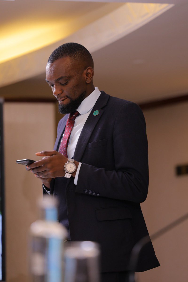 MuyaakaAlfred's tweet photo. Where did my money go? 

That beautiful notification hits your phone: “Your account has been credited…”

For a brief moment, you feel rich. You make plans. You think, “This month, I will finally breathe.”

Then reality checks in. You look at your banking app a few days later, become a forensic accountant, and wonder where it all went.

But as you look closer, you realize:
❌ No extravagant shopping.
❌ No unnecessary splurges.
❌ No reckless weekends.

You paid rent. You bought groceries. You covered transport, utilities, data, and perhaps sent a little support back home.

You didn't waste your earnings. You simply lived.

As children, we thought adults had all the answers. As adults, we discover that everyone is just calculating, budgeting, prioritizing, and choosing between wants and needs. 

Success starts taking a different shape. It becomes:
🔹 “I paid all my bills.”
🔹 “I supported my family.”
🔹 “I kept my commitments.”
🔹 “I made it through another month.”

To everyone building a future one payslip at a time: Your progress is not just measured by the balance left in your account. It is measured by the responsibilities you carry, the lives you support, and the dreams you refuse to give up on.

Adulthood is expensive, but showing up every single day is an achievement worth celebrating. Keep showing up. 

#Adulthood #PersonalFinance