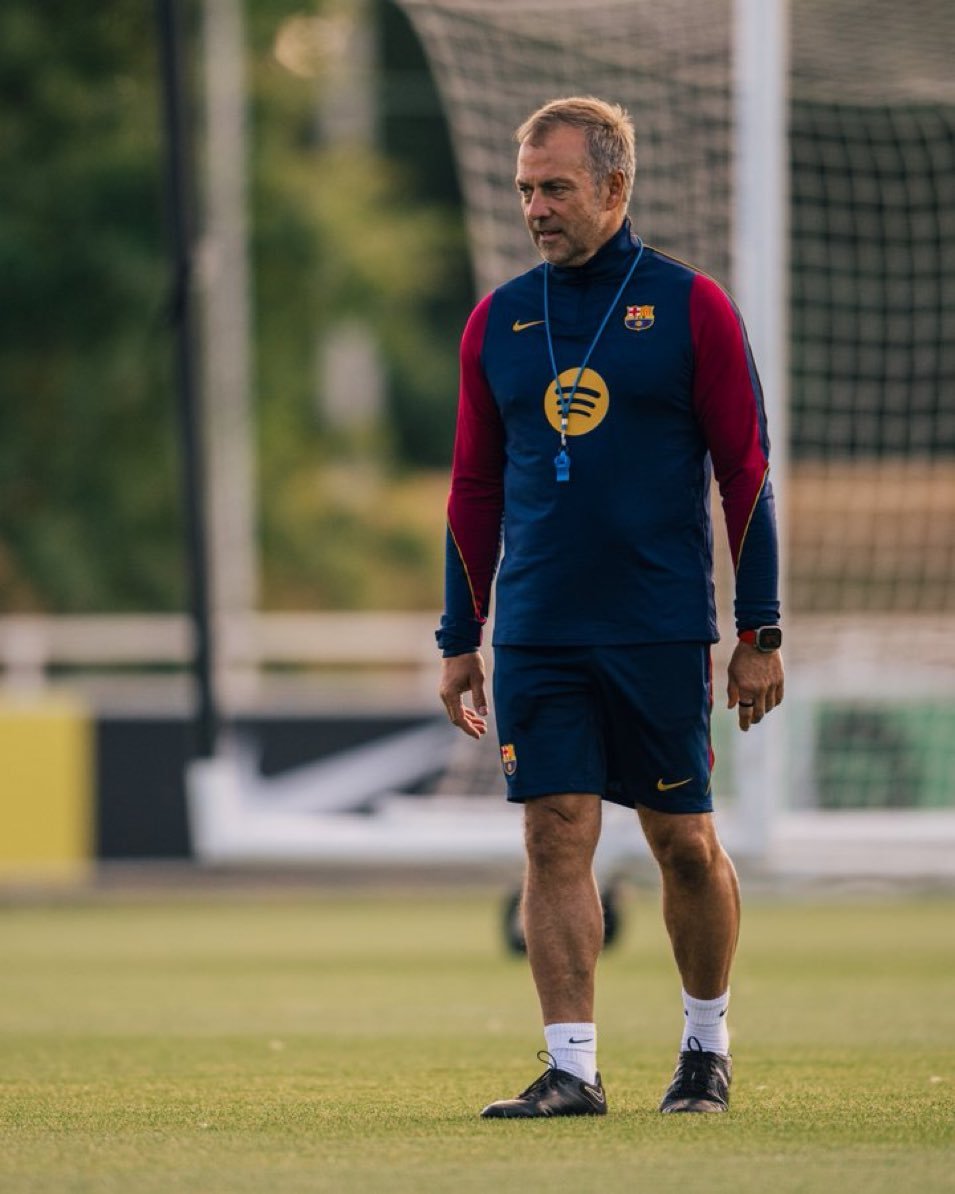 nadjib__fcb's tweet photo. لو برشلونة يحقق الليغا امام كل هذه الصفقات التي يقوم بها ريال مدريد ستكون ليغا بطعم خاص جدا https://t.co/qJRcyfZVL2