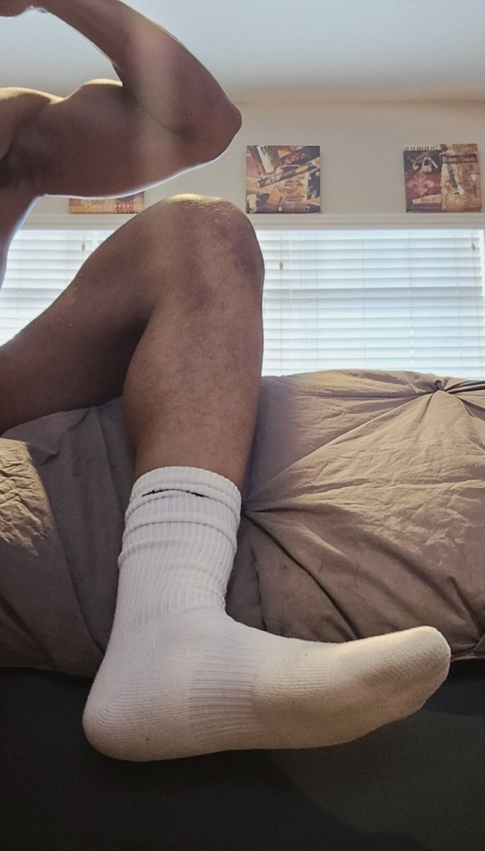 JamalJ001's tweet photo. 🧦💪🏾👃🏾 https://t.co/LN9hSUPats