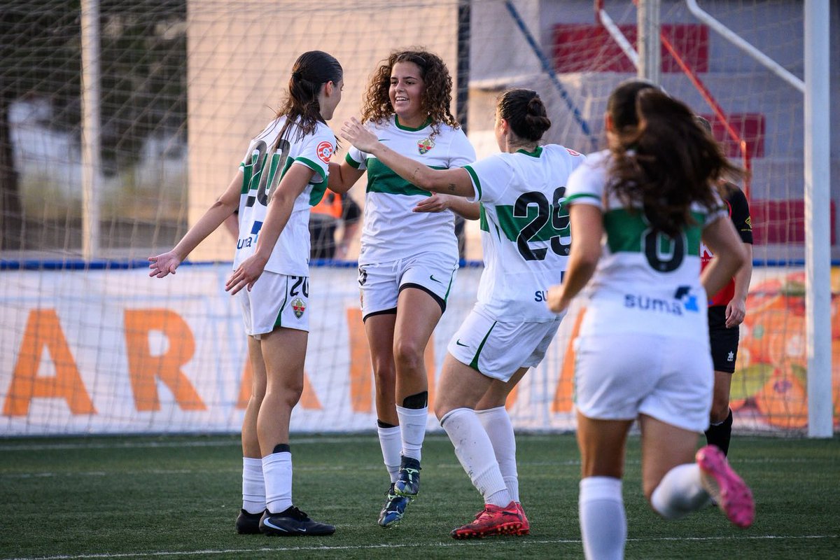 futbolbaseECF's tweet photo. 🏆 ¡𝐄𝐋 𝐂𝐎𝐓𝐈𝐅 𝐄𝐒 𝐍𝐔𝐄𝐒𝐓𝐑𝐎! 💚

El Femenino B se impone al CDFB Ontinyent en la tanda de penaltis (2-1) tras el 2-2 del tiempo reglamentario y levantan el título.

¡Enhorabuena, equipo! 𝐒𝐎𝐈𝐒 𝐈𝐌𝐏𝐀𝐑𝐀𝐁𝐋𝐄𝐒𝐒𝐒𝐒𝐒 🤩 https://t.co/Sz5s2d60y2