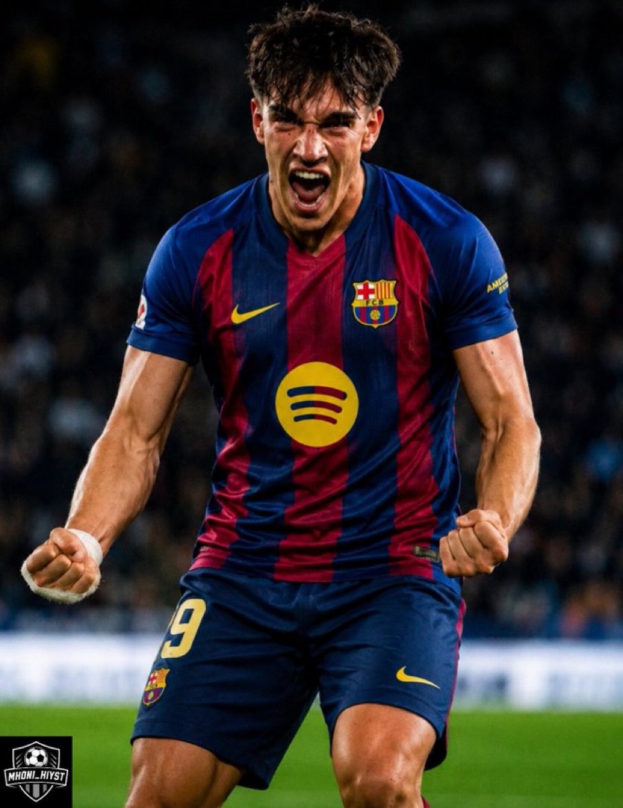 Asensii20's tweet photo. I’m crying 😭😭😭 they made edits of him only for Madrid to sign him in 2 hours https://t.co/lPOgqFGcBQ