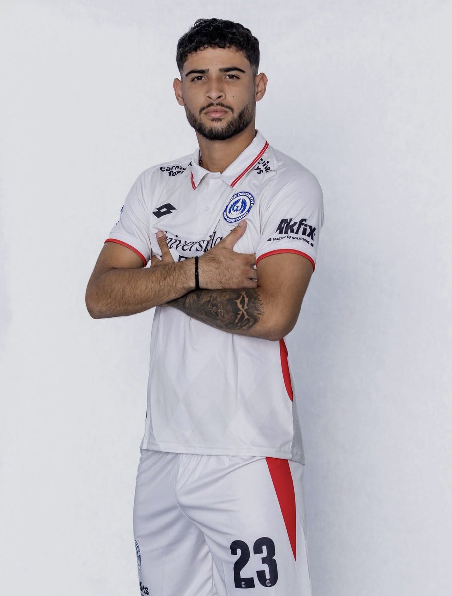 ChrisMalik02's tweet photo. Me encantan los futbolistas https://t.co/egciT2T8Qe