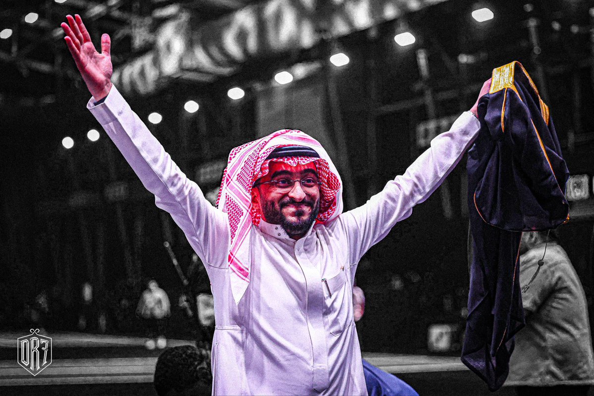 6RBAN_78_'s tweet photo. DR7 خارج البطوله رسميًا .. 
بطل المينا يغادر البطوله للاسف ومن امام مدربنا ولاعبينا السابقين ابطال المينا .. ماقصرو الرجال الا كم شخص والله وبسبب غلطه بسيطه هذا الشخص يخرب مجهود فريق كامل يقاتل ويحاول يجيب الفوز باي طريقه وطبعًا بعيد عن التحكيم السيء وهذا مو شي جديد للاسف

وأبو أحمد ماقصر وتكلف وتعنى ولكن هذي هي البطوله تفاصيل بسيطه تخسرك الكثير ، وقالها بالبث ان يمكن تكون هذي اخر مشاركه بالكينقز ليق فان كانت هذي اخر مشاركه لك في الكينقز ليق يكفي انك في اول مشاركه لك بهذي البطوله تحقق لقب بدون هزيمه .. ماقصرت يابو أحمد 💛.