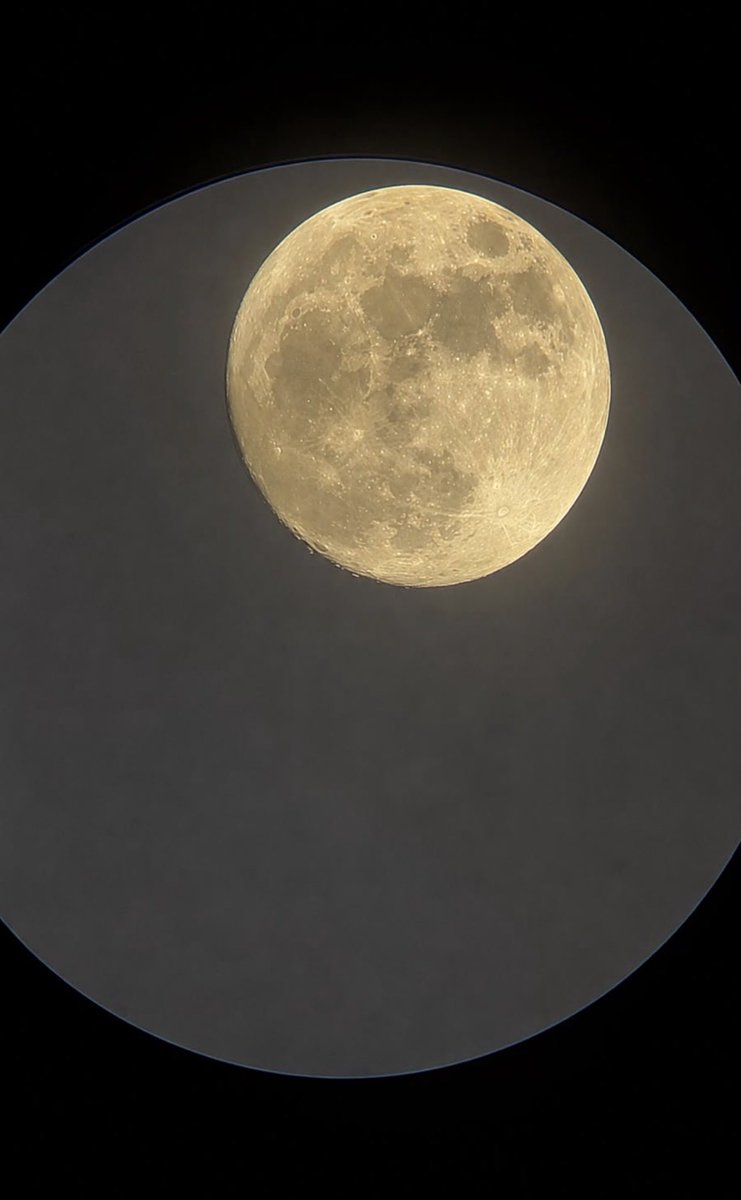 blueSpirrit's tweet photo. 🌔

                   🔭𖨆♡𖨆 👩‍❤️‍💋‍👩 https://t.co/CS1jAaeh7k