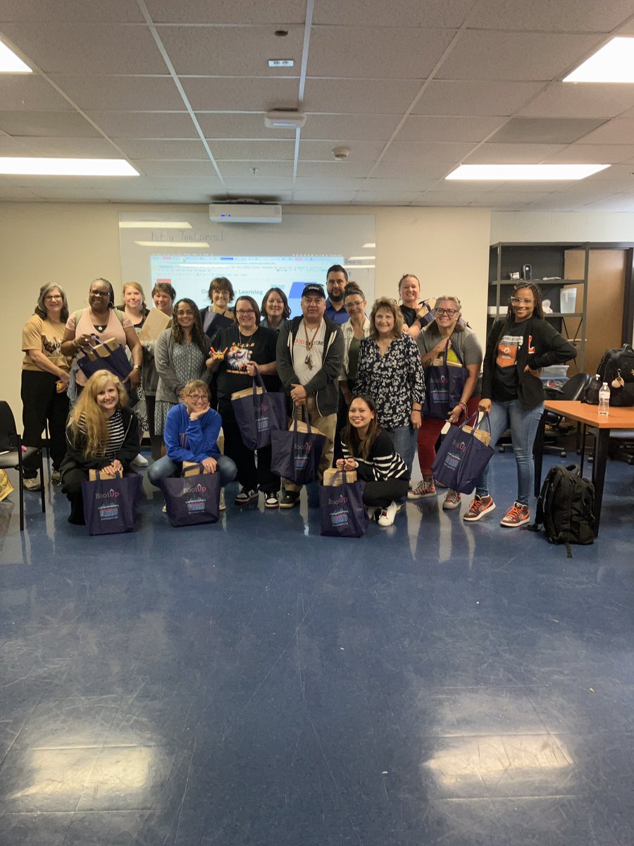 dfwcsta's tweet photo. Happy to attend #Tinycodersbigthinking @UTArlington
BIG thank you to all @weteachcs
#TACC @BootUpPD @RoboticalLtd team for continuing supporting educators & students with gratitude @efwmaschool
@dfwcsta
@javierfaguilar
#ITeachCS #AFEteacher #ITeachCode #ITeachCybersecurity https://t.co/ddbVKTr9kl