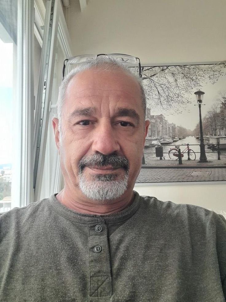 ilja1983's tweet photo. Are you on zangi!!!!!
Here is my number 
5925337084 https://t.co/kppumIg9Ir