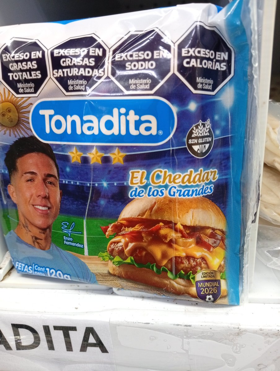 CuadraditoRojo's tweet photo. Mirá está Enzo Fernández en el cheddar, ahora sí lo llevo https://t.co/s0vPEFmfLV