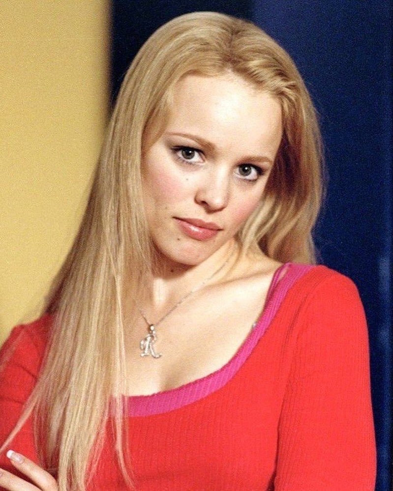 throwbackscrave's tweet photo. Thinking about Rachel McAdams wore a $20,000 wig for her role on ‘Mean Girls’ because she did not want to bleach her own hair. Looking back it was worth every penny! https://t.co/C9tFOVyn4S