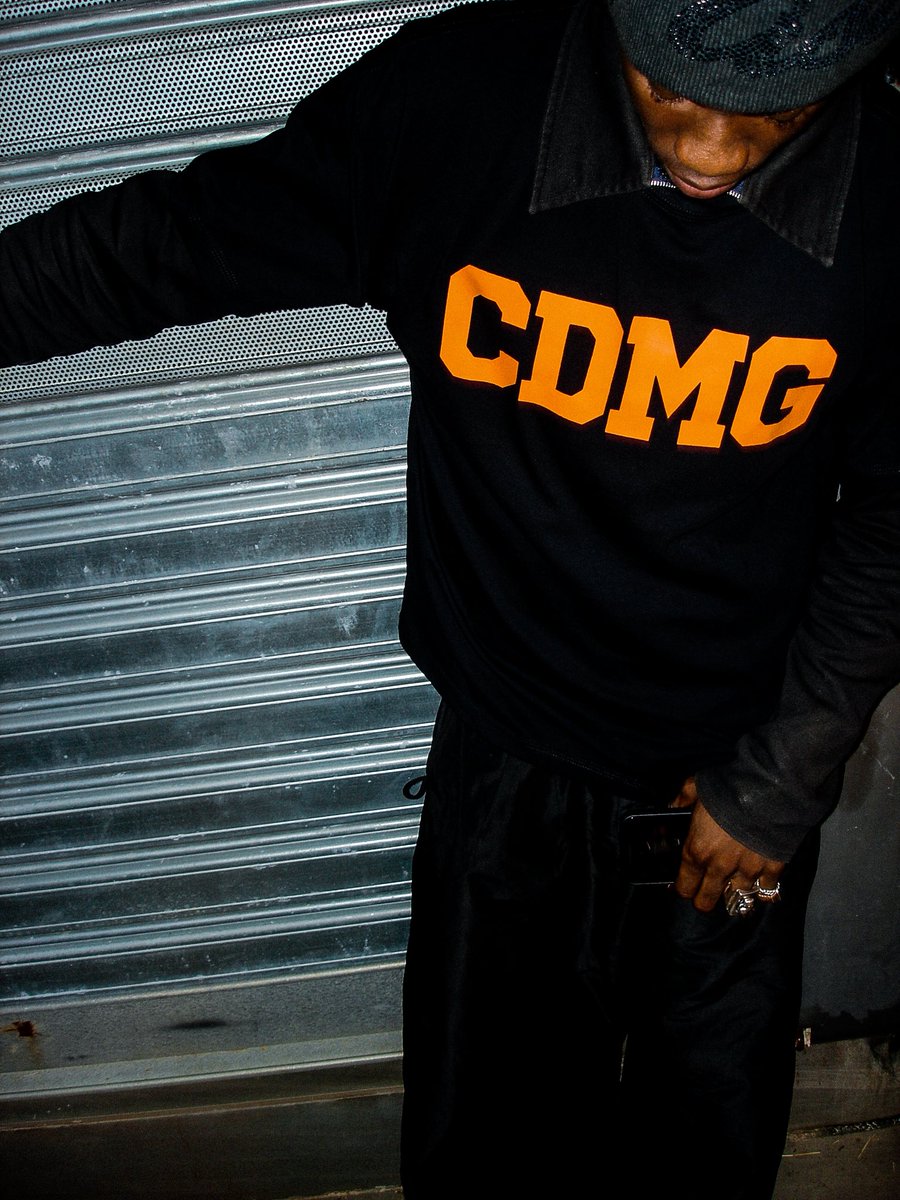 montesurterrain's tweet photo. SPECIAL MERCH WITH @CDMGShowevent EDITION #9
+ Atelier Kouté 

ON MONTE SUR TERRAIN !!!

Model * Derack https://t.co/im3XnwWYLm