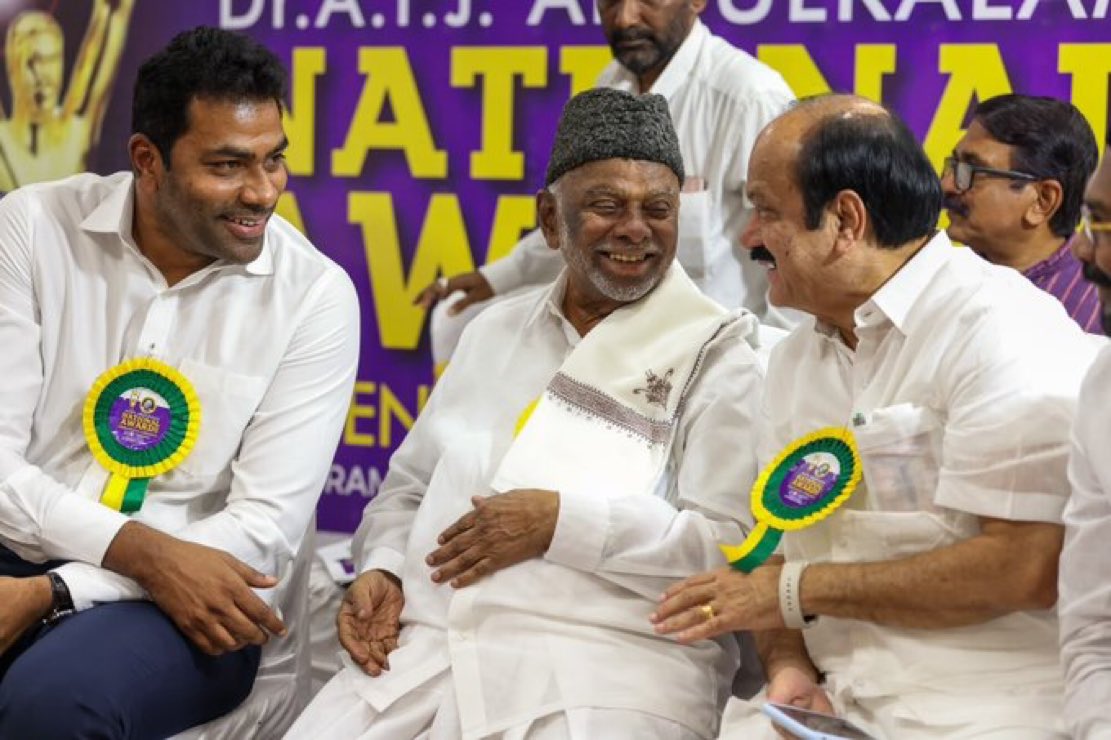 sureshsamyTVK's tweet photo. Real secular social justice Party https://t.co/LsiLR5nkqL