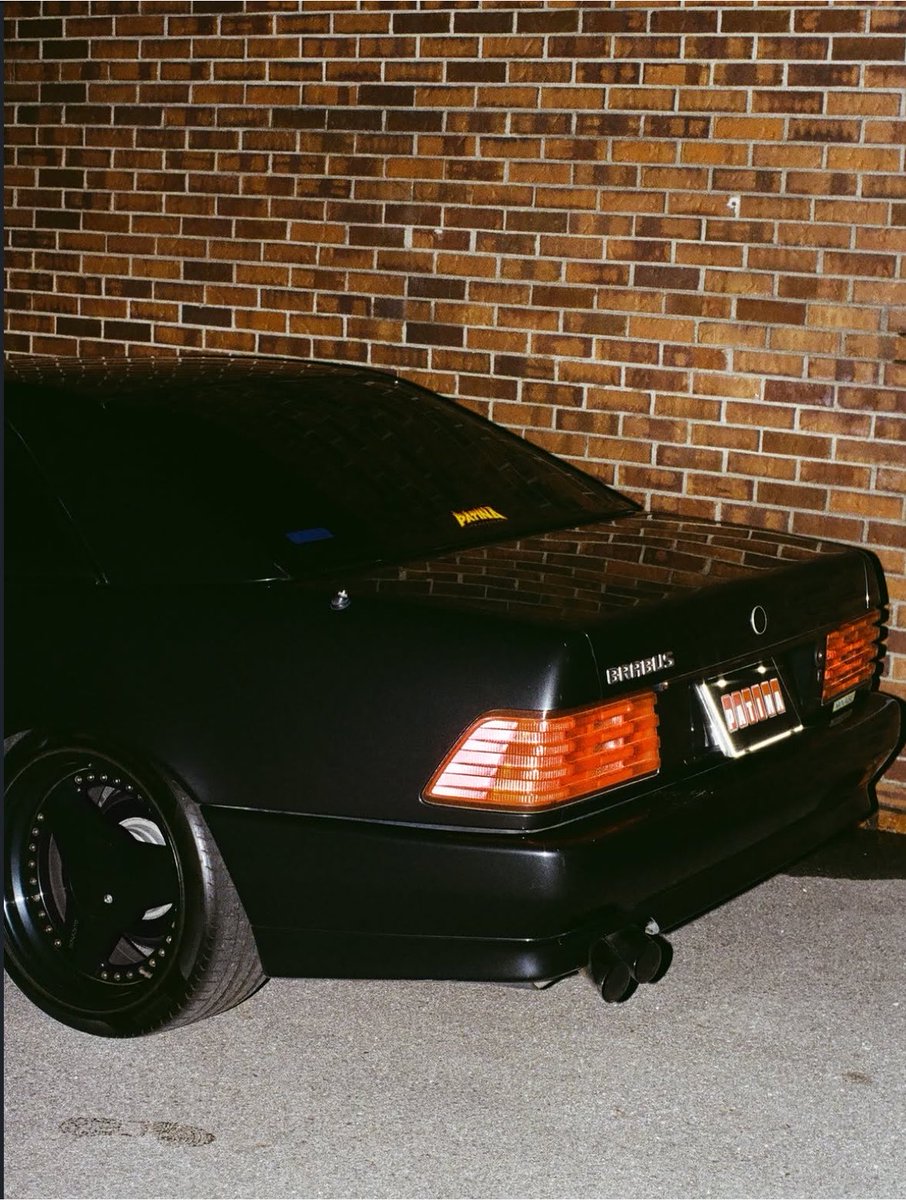 Shtreetwear's tweet photo. 1996 Brabus https://t.co/Z1K3ohJy7F