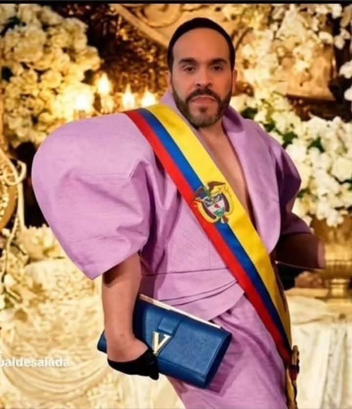 emiliolagos1's tweet photo. Se filtran imágenes del traje que Abelardo vestirá en su posesión: https://t.co/XQH6a4mYPg
