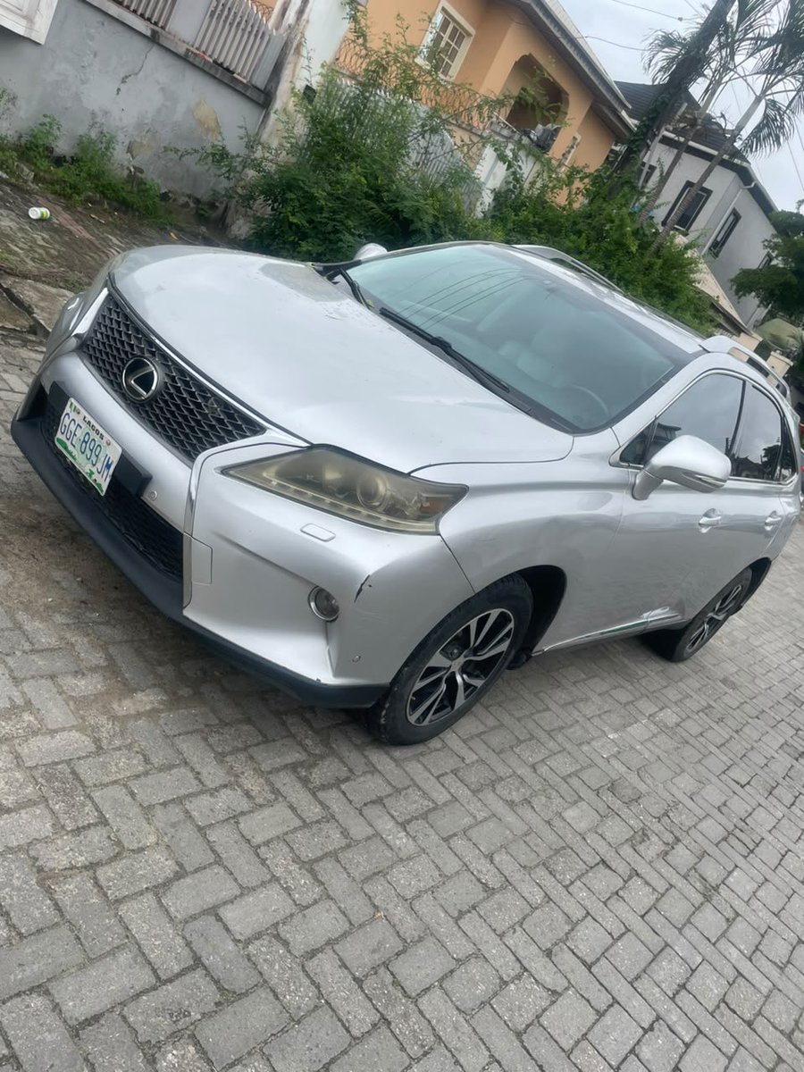 NjokuXII's tweet photo. ‼️‼️ GOOD DEAL ‼️‼️

🔥 2014 Lexus RX350 🇳🇬
��� Registered | 2021 Entry
📍 Island | Duty Paid

🛠️ Automatic • Keyless Entry • Sunroof • Accident Free

💰 ₦13,000,0000 only.

✅ Fully Inspected &amp; Verified
🚨 Serious Buyers Only. https://t.co/oU7Hnthdxp