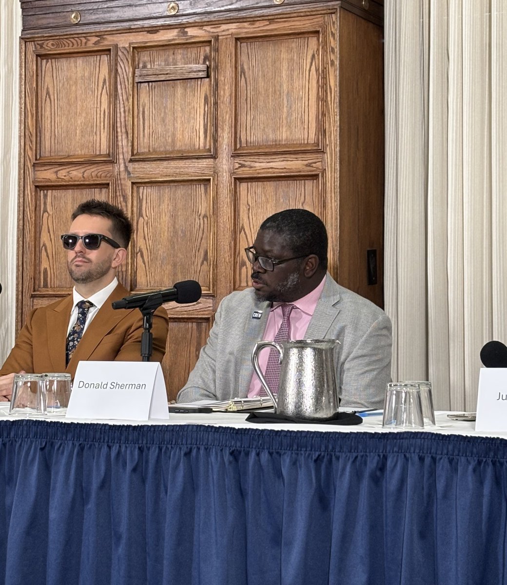 donaldonethics's tweet photo. It was a pleasure joining today's @Public_Citizen forum on combatting corruption. Thanks to moderator @ByronTau and my fellow @POGOwatchdog and @StopBigMoney panelists for a thoughful discussion—and to @SenSchumer, @SenWhitehouse and @SenAlexPadilla for joining the conversation. https://t.co/MylZc782dr