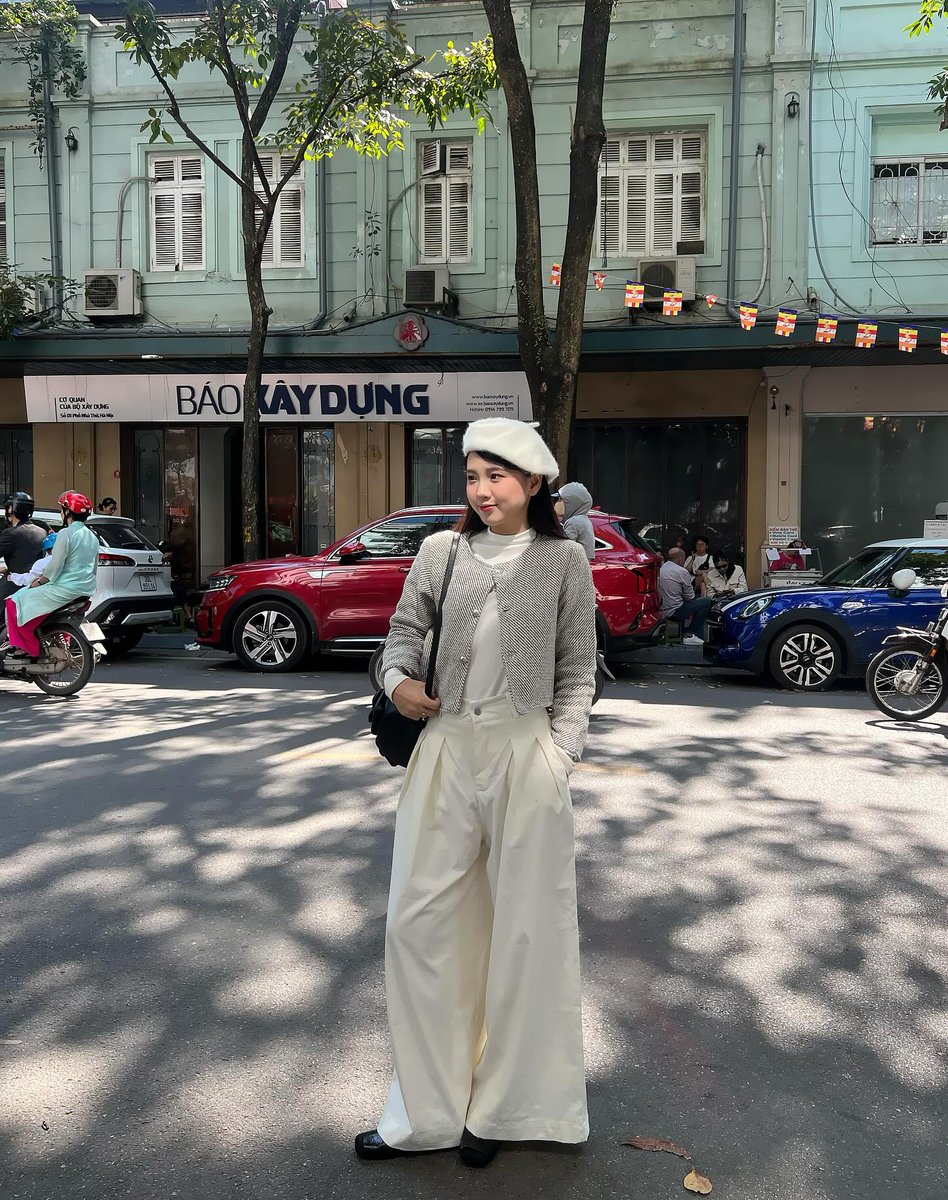 kmaj_'s tweet photo. Hi friend! 🌈 Today is a great day because you’ve got a spark in you—let it light up the path ahead. ☀️
ngWbLf https://t.co/WJWYCLEWGU