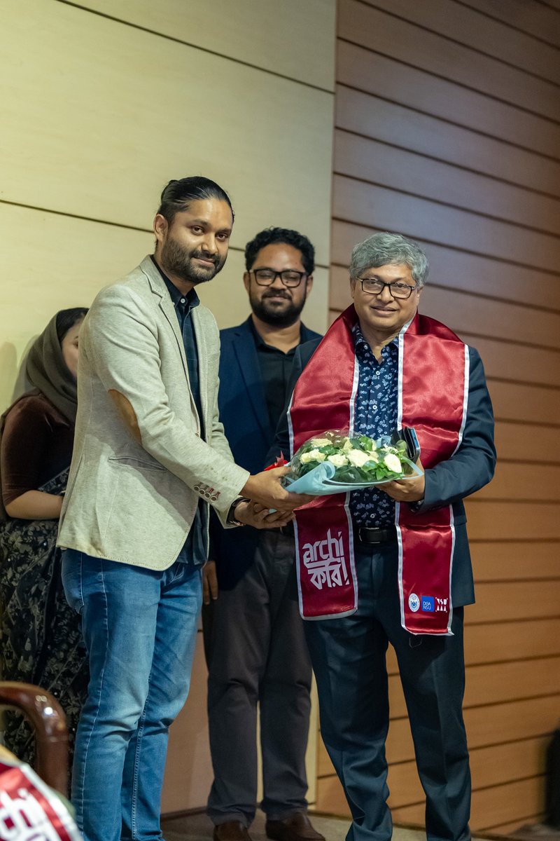 ArchBizBD's tweet photo. 𝑨 𝑵𝒆𝒘 𝑪𝒉𝒂𝒑𝒕𝒆𝒓 𝒊𝒏 𝑨𝒓𝒄𝒉𝒊𝒕𝒆𝒄𝒕𝒖𝒓𝒂𝒍 𝑬𝒙𝒄𝒆𝒍𝒍𝒆𝒏𝒄𝒆 𝑼𝒏𝒇𝒐𝒍𝒅𝒔 𝒂𝒕 𝑨𝒓𝒄𝒉𝒊 𝑲𝒐𝒓𝒊 𝟮𝟬𝟮𝟲

Today, ArchBiz Magazine proudly witnessed the inspiring inauguration of 𝗔𝗿𝗰𝗵𝗶 𝗞𝗼𝗿𝗶 𝟮𝟬𝟮𝟲 at North South University, Alumni Association. https://t.co/1Y8qwXVUJK