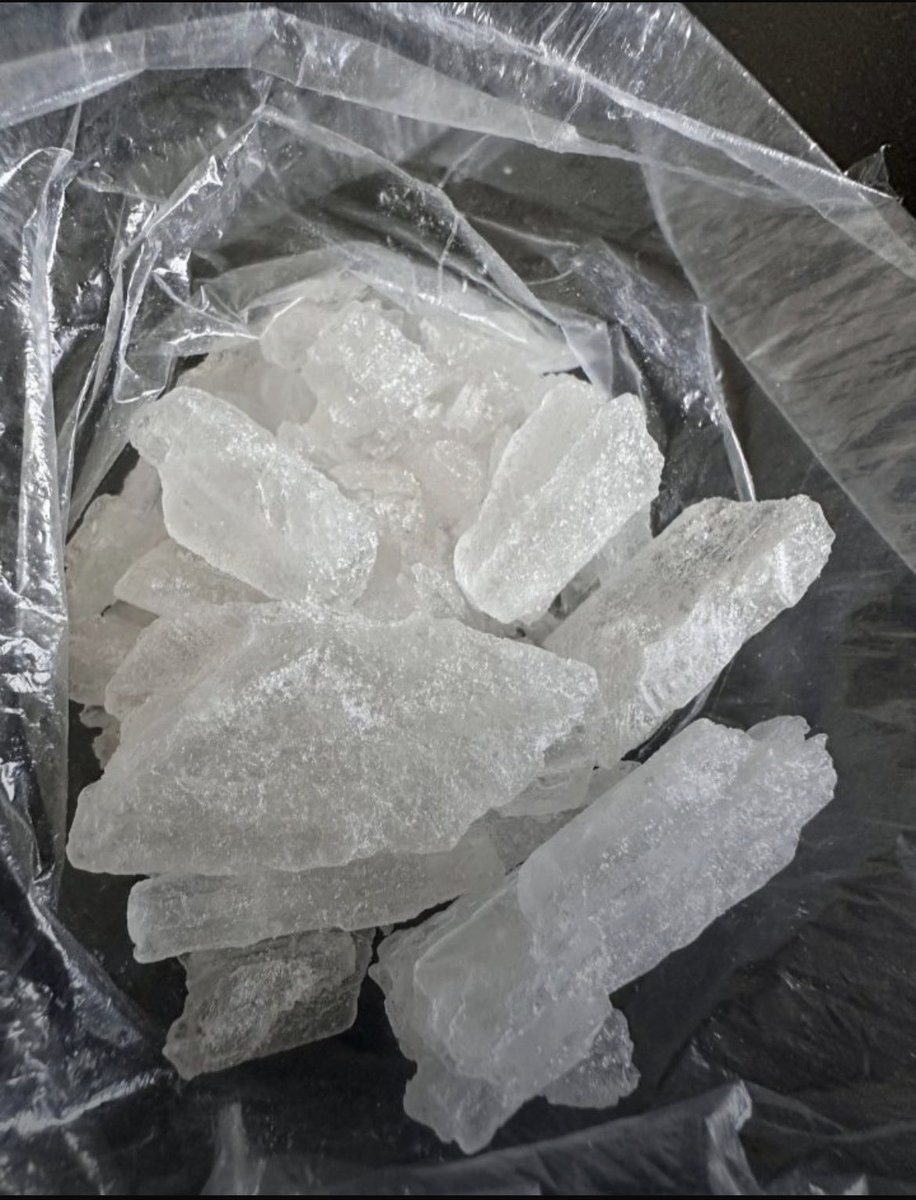 cherrycoree's tweet photo. 🧊🧊
Tap in for some solid rocks🤤
#drugtwt https://t.co/GxGiqprVMG