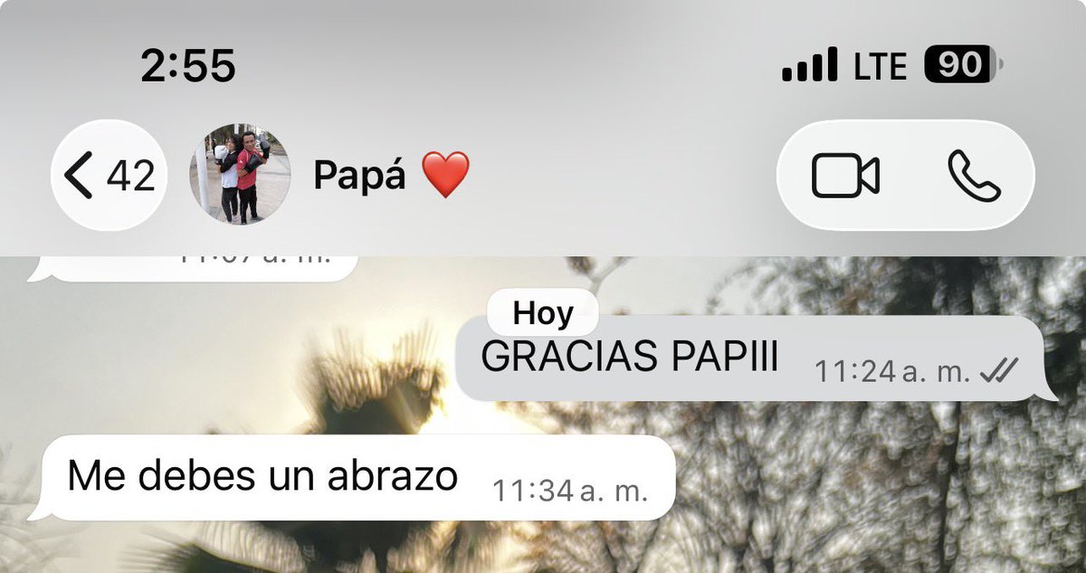 pau_a1v's tweet photo. se lo debo a la tarjeta de mi papá, caray como lo quiero https://t.co/sGgj0hAMK3