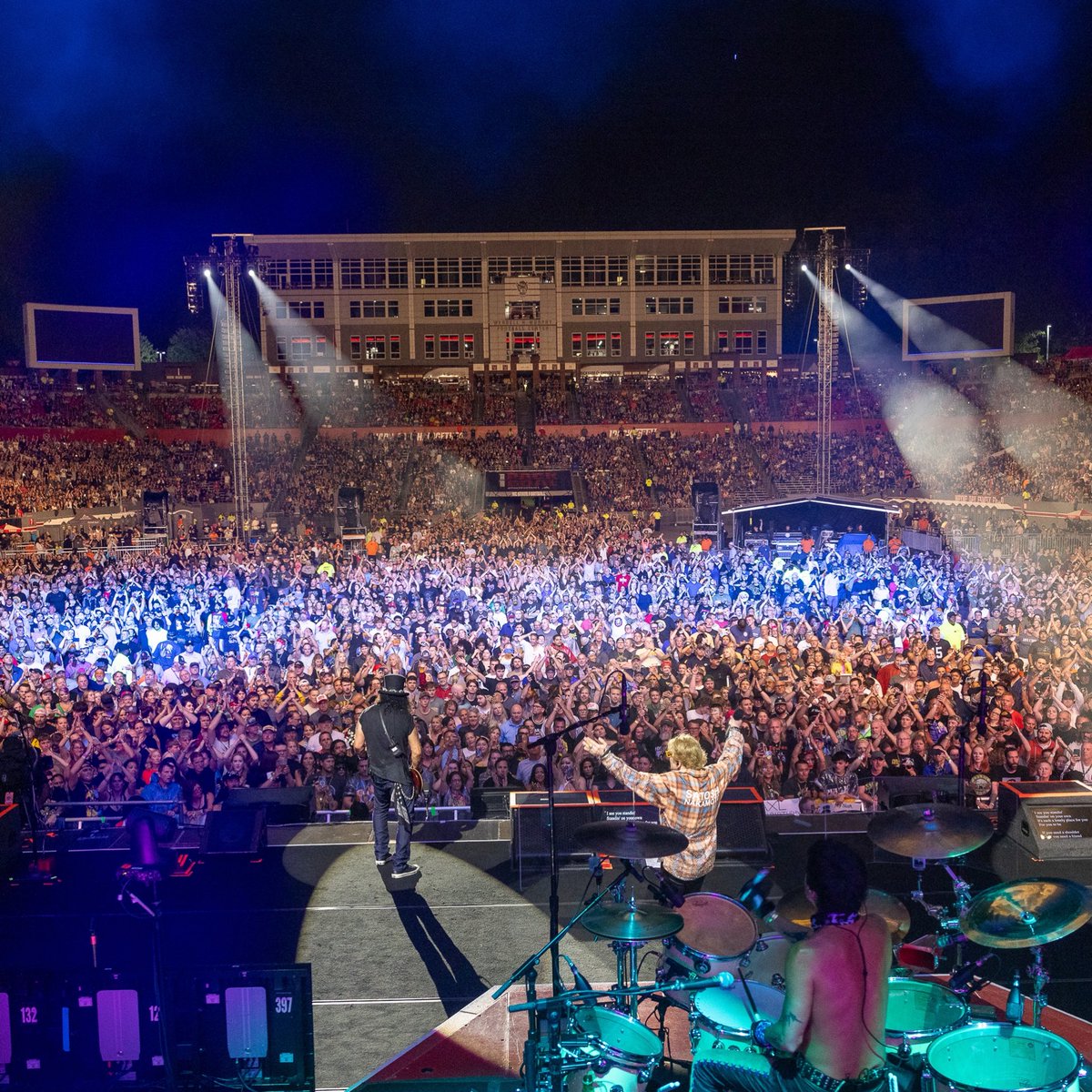 gunsnroses's tweet photo. We celebrated Slash’s birthday with our reunion in Raleigh, NC! The first show of our North America run. Thanks for comin’ out! https://t.co/rOh1CvL9d6