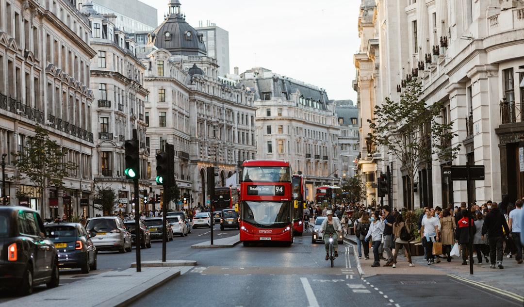 ceoworld's tweet photo. Britain’s Millionaire Count Plunges: Tax, Rates, and Mobility Reshape Wealth Map

https://t.co/oOIYp11AIT

#BritainsMillionaireCount #WealthMap #TaxChanges #EconomicMobility #FinancialTrends #WealthDistribution #UKEconomy #Millionaires #TaxRates #WealthInequality #FinanceNews #BusinessTrends #InvestSmart #MoneyMatters 💷📉