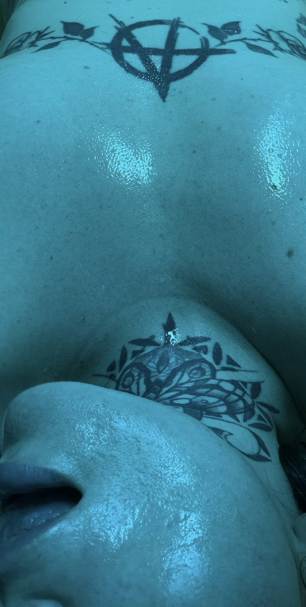 HarleyfknQueen's tweet photo. d e t o x https://t.co/8fGAv2rkom