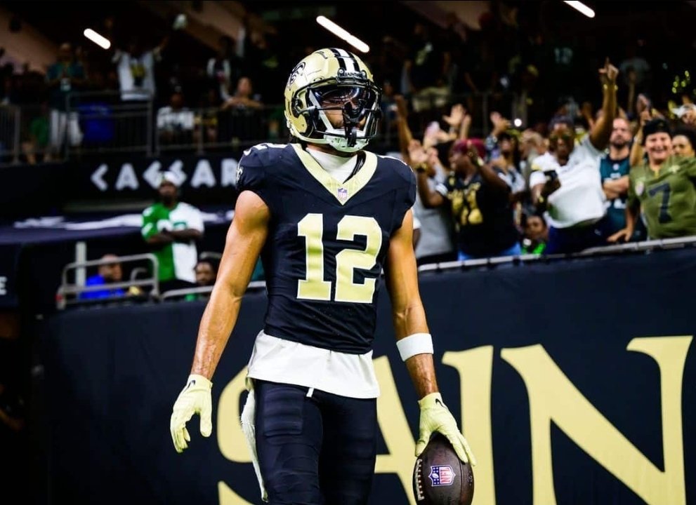Hallalisis05's tweet photo. 🚨ÚLTIMA HORA🚨

Los #Saints renuevan a su WR1 Chris Olave por 4 temporadas y 132M (90M garantizados)

El ex buckey viene de registrar la mejor temporada en su carrera con 100 atrapadas y 1163 yds.

#NFL #Saints #Olave https://t.co/QUFeiJnsHZ