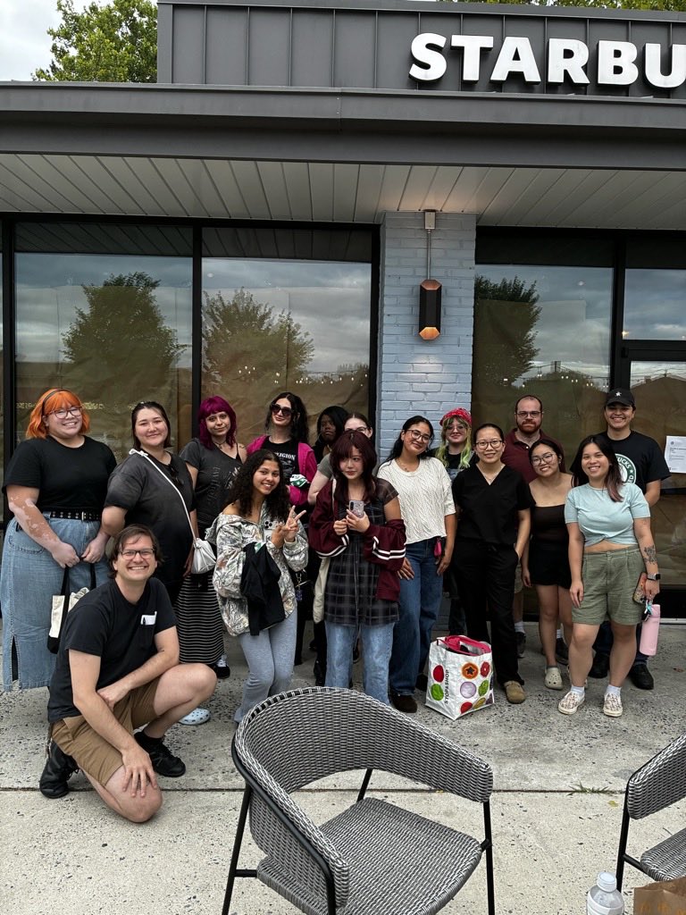 SBWorkersUnited's tweet photo. We’re not just tired of low pay, inadequate protections, and chaotic scheduling… we’re organizing unions to say enough is enough!

CONGRATULATIONS to Starbucks baristas in Columbia, MD - they just won their union election 19 to 3! ✊ https://t.co/bbIPnwjSvI