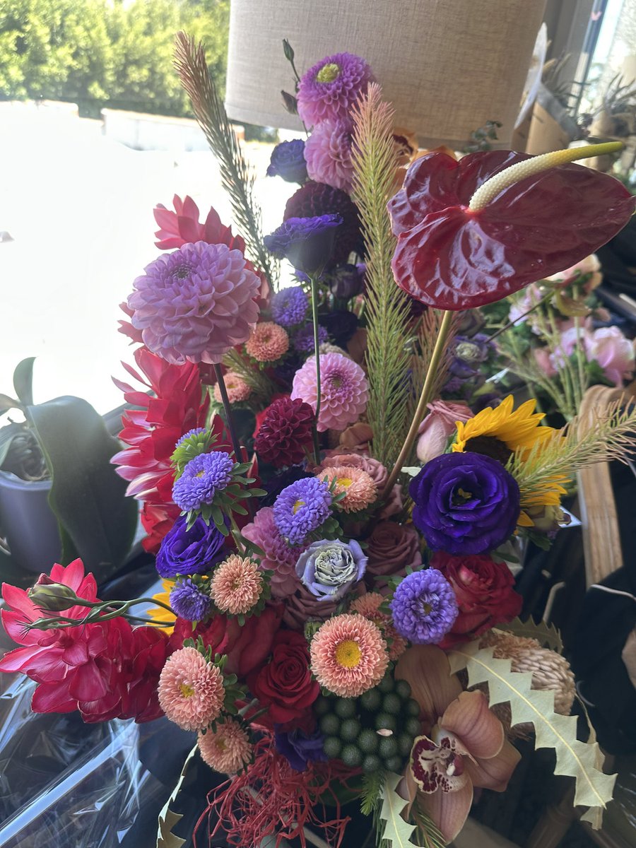 gl0rimer's tweet photo. today’s creations
out the door ❤️ #gloflo https://t.co/Q7MMzUEnJB