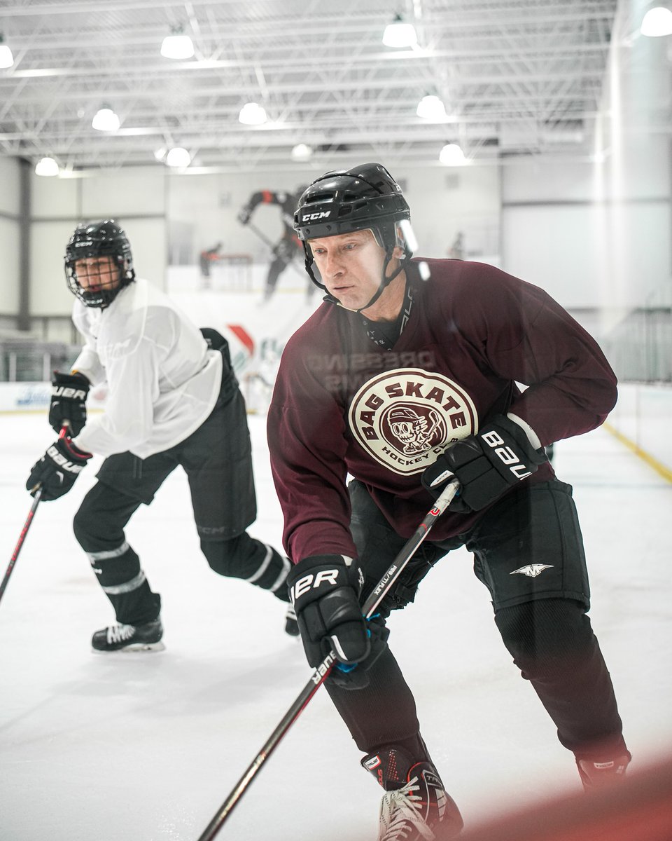 WEARERINK's tweet photo. With only 3 skaters on the ice at Bag Skate Hockey Club, every player is involved. That means more puck touches, quicker decisions, and more opportunities to create offense; all on RINK's custom-sized ice sheet. Sign up now for fall and winter sessions at the link in bio! https://t.co/zxEcDHv3AQ