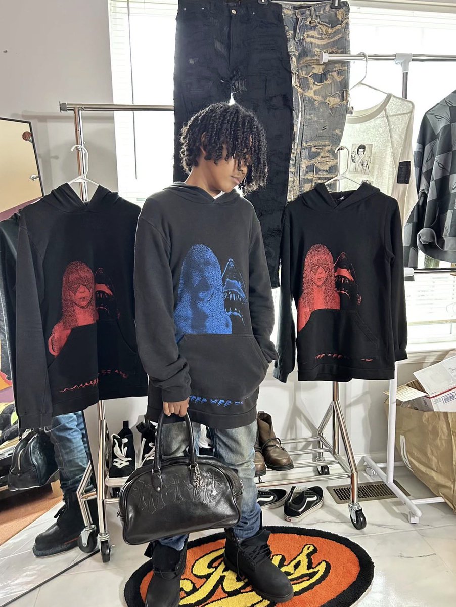 DodoFits's tweet photo. CyrusTu Outfits https://t.co/SftsrDBCTE