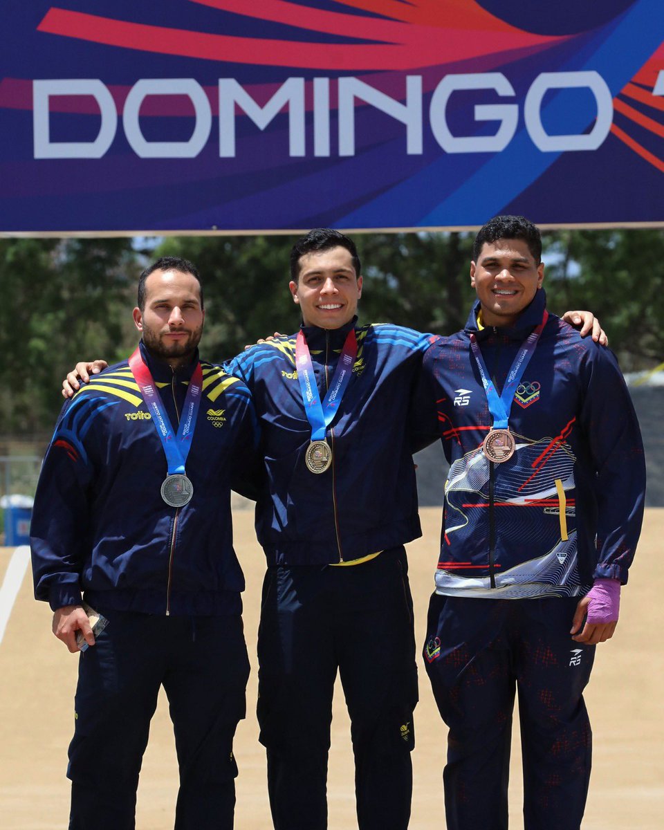 MinDeporteCol's tweet photo. ✅ Una jornada redonda para el BMX colombiano, que volvió a demostrar por qué está entre los mejores del continente. 

📸 @OlimpicoCol https://t.co/SEhMBtAR09