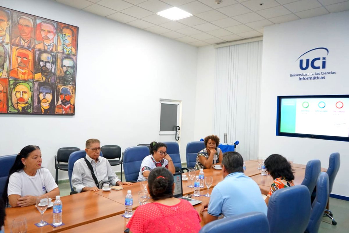 universidad_uci's tweet photo. 📌 En la mañana de #hoy recibimos con orgullo en nuestra Universidad a Rosa Marisela Iraheta Marinero y Miguel Ángel Ventura Angueta, representantes de la Articulación Nacional de Comunidades Eclesiales de Base de #ElSalvador. 🇨🇺🤝🇸🇻

#SomosUCI #UniversidadCubana #Cuba https://t.co/CAK5k0lLQN