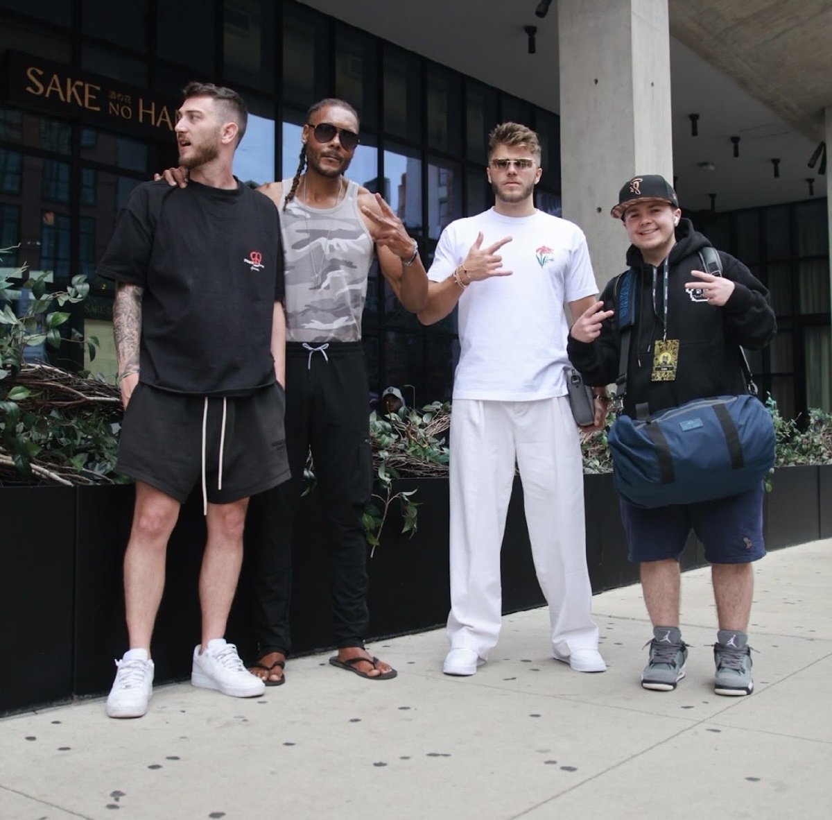 Lowski's tweet photo. 🚨 THE GREAT RESET IS LIVE RN 🚨 https://t.co/jUq0Fsp8hG
