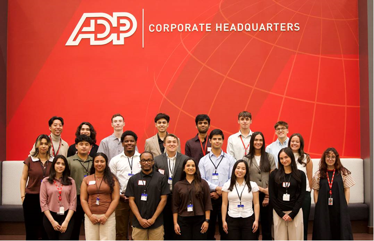 ADPCareers's tweet photo. Happy #NationalInternDay! 🎉

ADP interns bring fresh perspectives, bold ideas, and endless curiosity to our teams. They're not just gaining experience. They're making meaningful impact from day one.

#ADPLife https://t.co/M7ZUrl4h4H