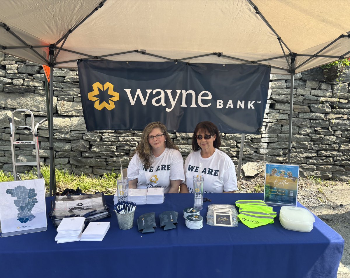 WayneBank1871's tweet photo. Josie, Kim, Brandon, and Val had a great time connecting with friends, neighbors, and the community at this year's #Callicoon Country fair. Thank you to everyone who stopped by.  We're proud to be part of the Callicoon tradition that brings our community together year after year! https://t.co/j8BmPP2PUf