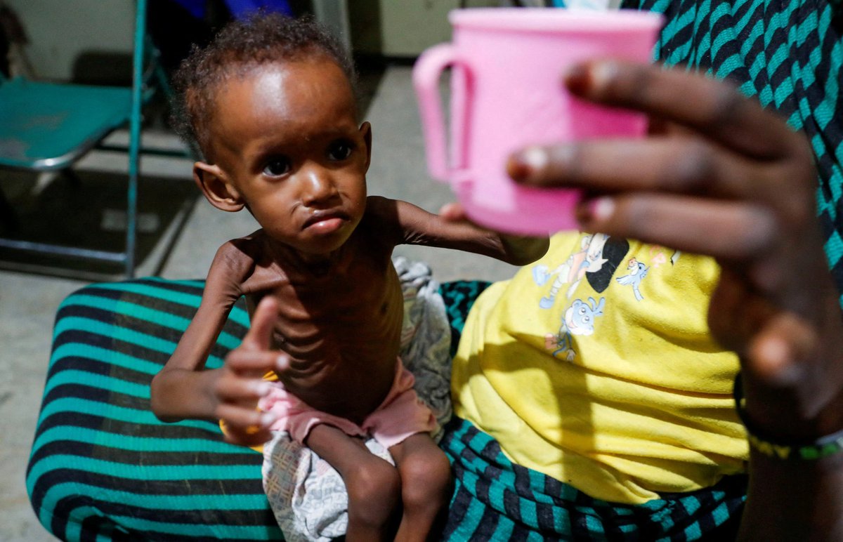 mhdksafa's tweet photo. Why doesn't the media talk about Sudan?

Sudan is bleeding. Sudanese women face drones by day and rape by night. Sudan's war has set off the world's largest hunger crisis, as the fighting continues to devastate lives and livelihoods.

Don't be indifferent to Sudan https://t.co/GBpywfGtPk