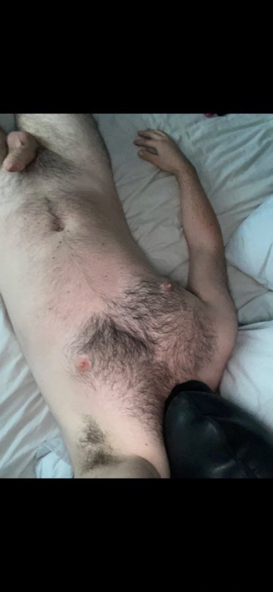 HypnoVoss's tweet photo. New good boy incoming, let me know what I should do with him. DM’s open for any good boys that want to become just like him 😵‍💫😈 https://t.co/KtMR6S3RyS