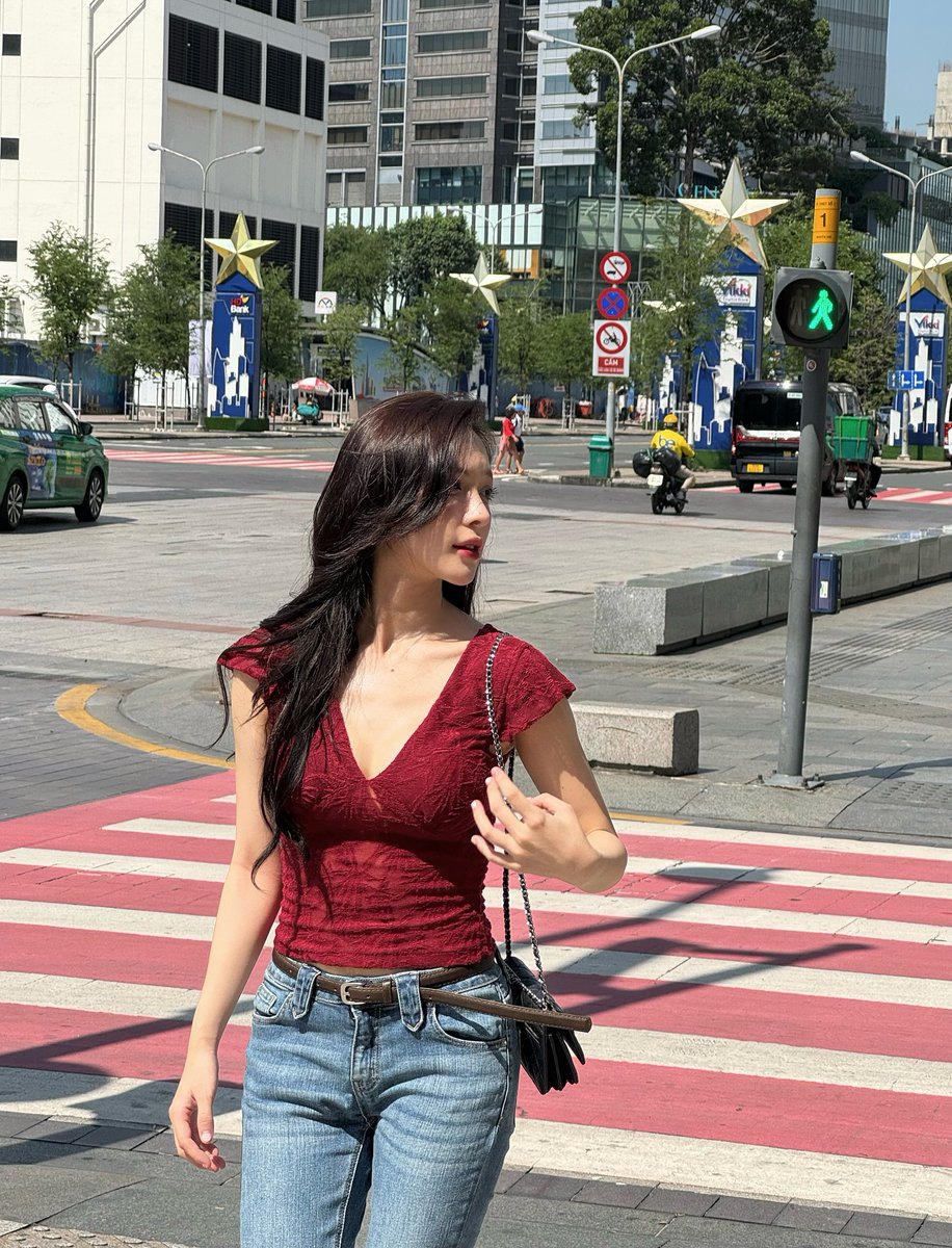 leeancastillo's tweet photo. Hiya 🤗 Always remember: you’ve got a spark in you—let it light up the path ahead. 💖
cbDb https://t.co/XSISbpg0lh