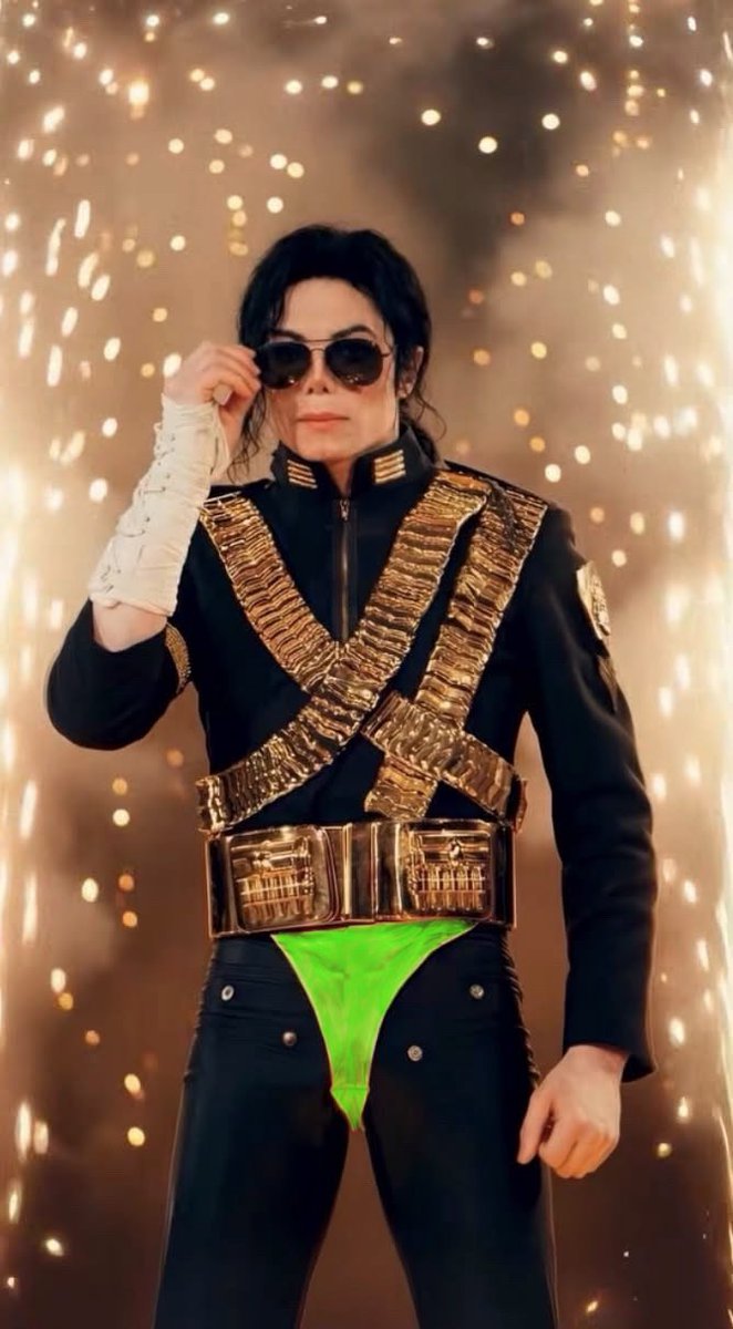 CTEMJJ's tweet photo. Picture it: 

In an alternate universe, Jackson &amp; Bush agree that Lime Green is the way to go for the fencing leotard famously worn during DANGEROUS World Tour. 

🤺 💚 https://t.co/LYIb8oxf04