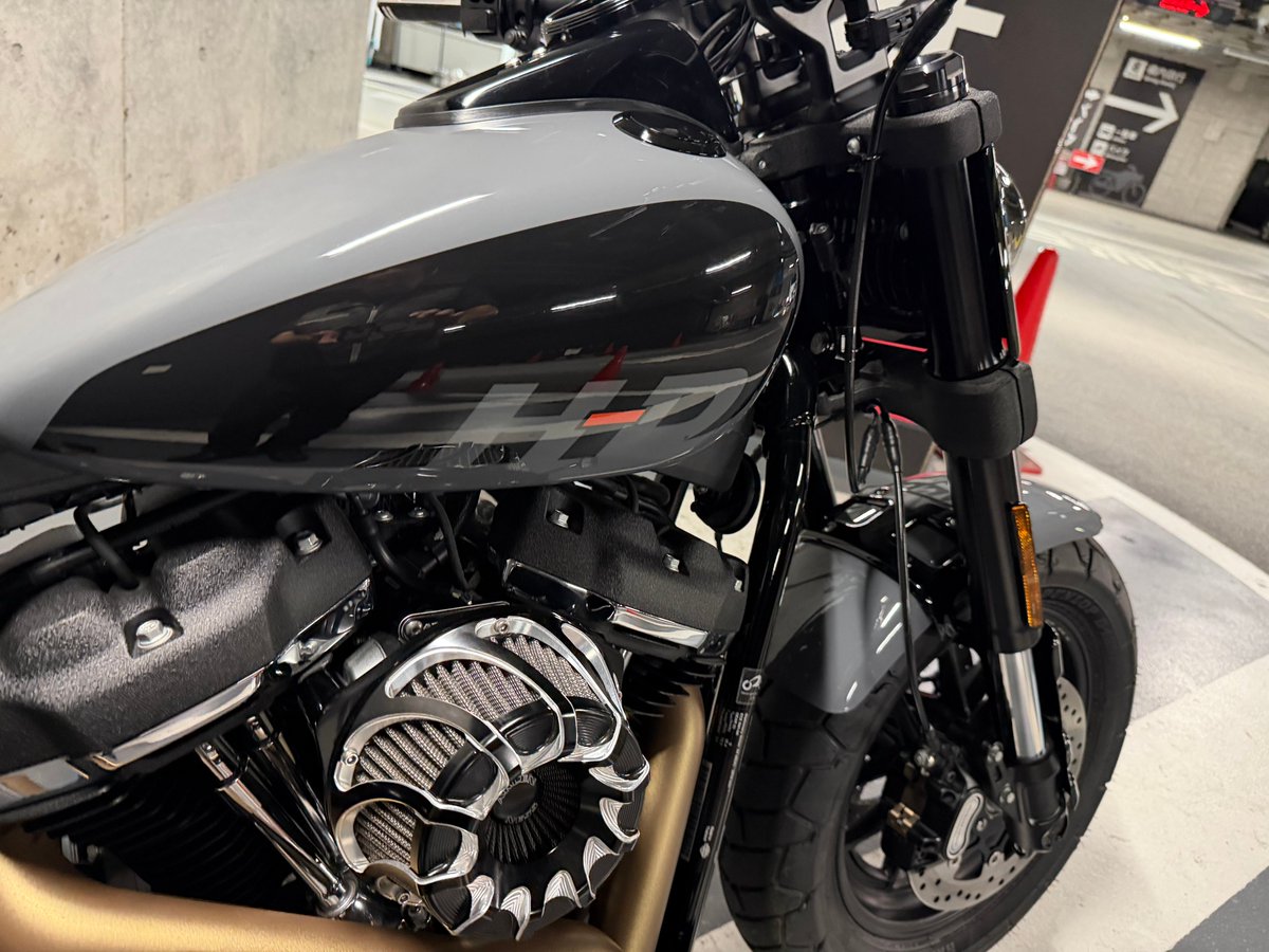 UdxCarwash's tweet photo. バイク洗車・コーティング専門店モトエステ秋葉原UDX駐車場店SNAP Harley-Davidson FATBOB を洗車させて頂きました。ご利用ありがとうございました。#harleydavidson #fatbob https://t.co/kmJIXSVFyr