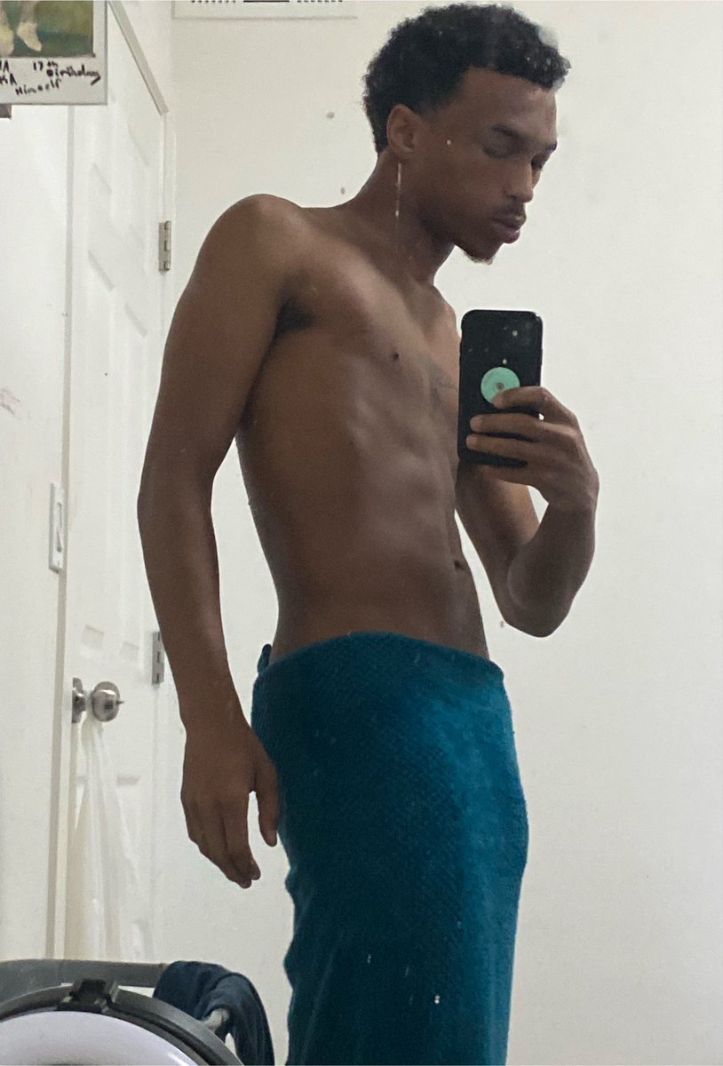 JaniBhad's tweet photo. When I gain weight it’s up. https://t.co/3JPNbDLcGd