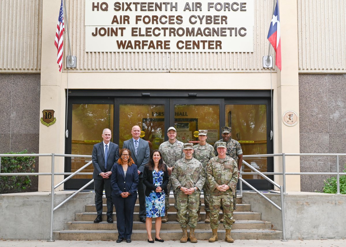 16AF_AFCYBER's tweet photo. The Honorable Katherine Sutton, Assistant Secretary of War for Cyber Policy, visited 16th Air Force HQ at #JBSALackland! Hon. Sutton held a town hall focused on future cyber capabilities and also recognized 12 distinguished Airmen for their outstanding achievements. #SECWAR #USAF https://t.co/xBx50TpmMM