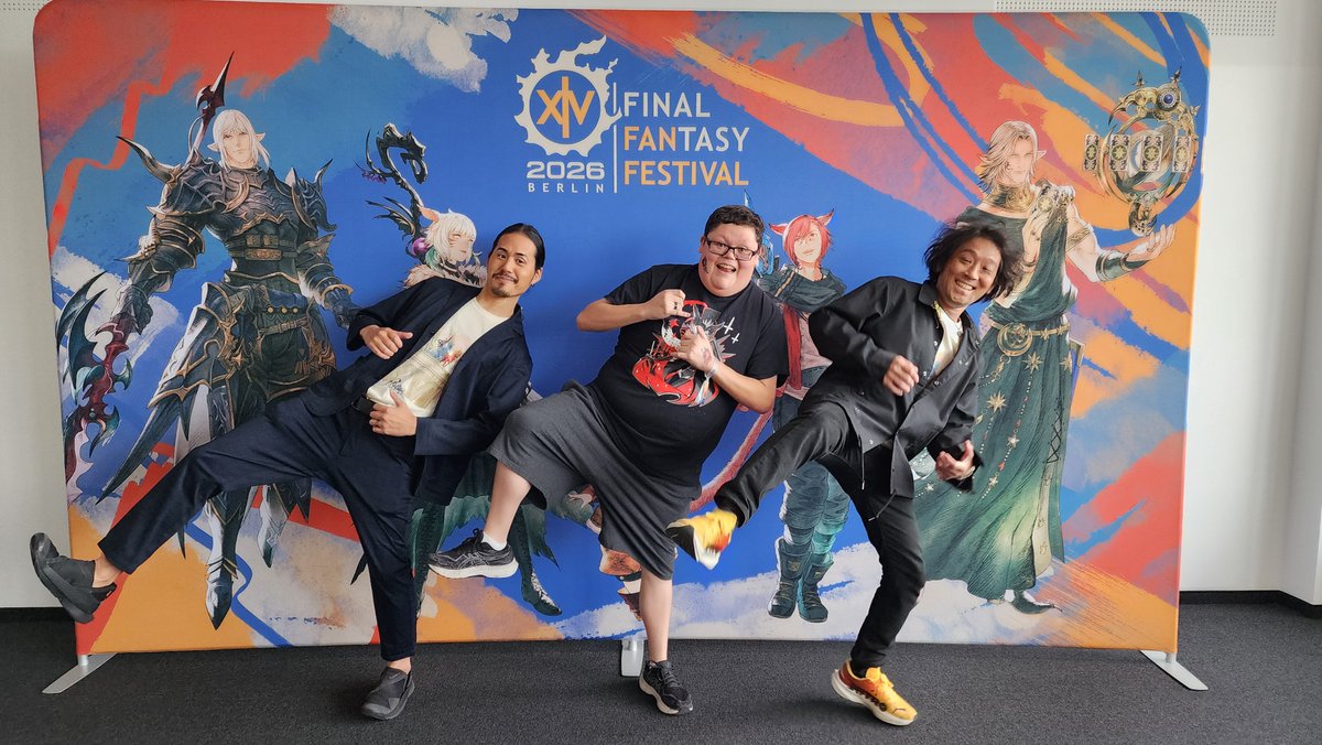 SpecsDark's tweet photo. My first fanfest was a fun time. So happy I got to meet @SOKENsquareenix and Go Kinuya. The music from this game have been a source of happiness for my 2 years of playing. Wanted to strike a fun pose from the piano concert. Thanks for the memories 💜

#FanFestBerlin #FanFest https://t.co/OMaiB2fqtI