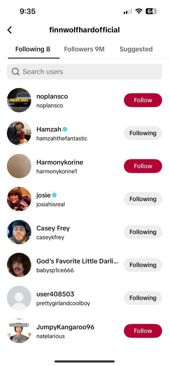 indigoopy's tweet photo. yall don’t come for me but i just noticed finn’s following went from 8 to zero right after noah made a tiktok account 🤔 IM JUST SAYING OKAY DONT KILL ME https://t.co/oMV2fbZ383