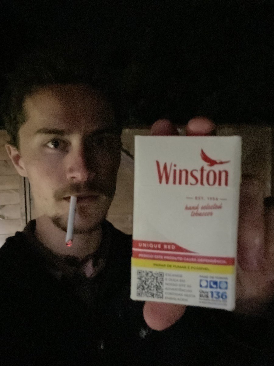 jacobfuknjones's tweet photo. Winston Unique Red Cigarettes from Brazil https://t.co/1JnNy1JP6z