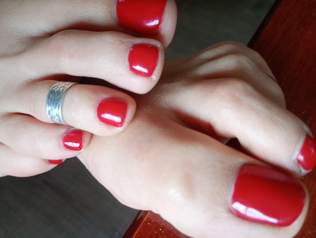 TenPerfectToes_'s tweet photo. @FootMuseum https://t.co/l1do0BWDTY