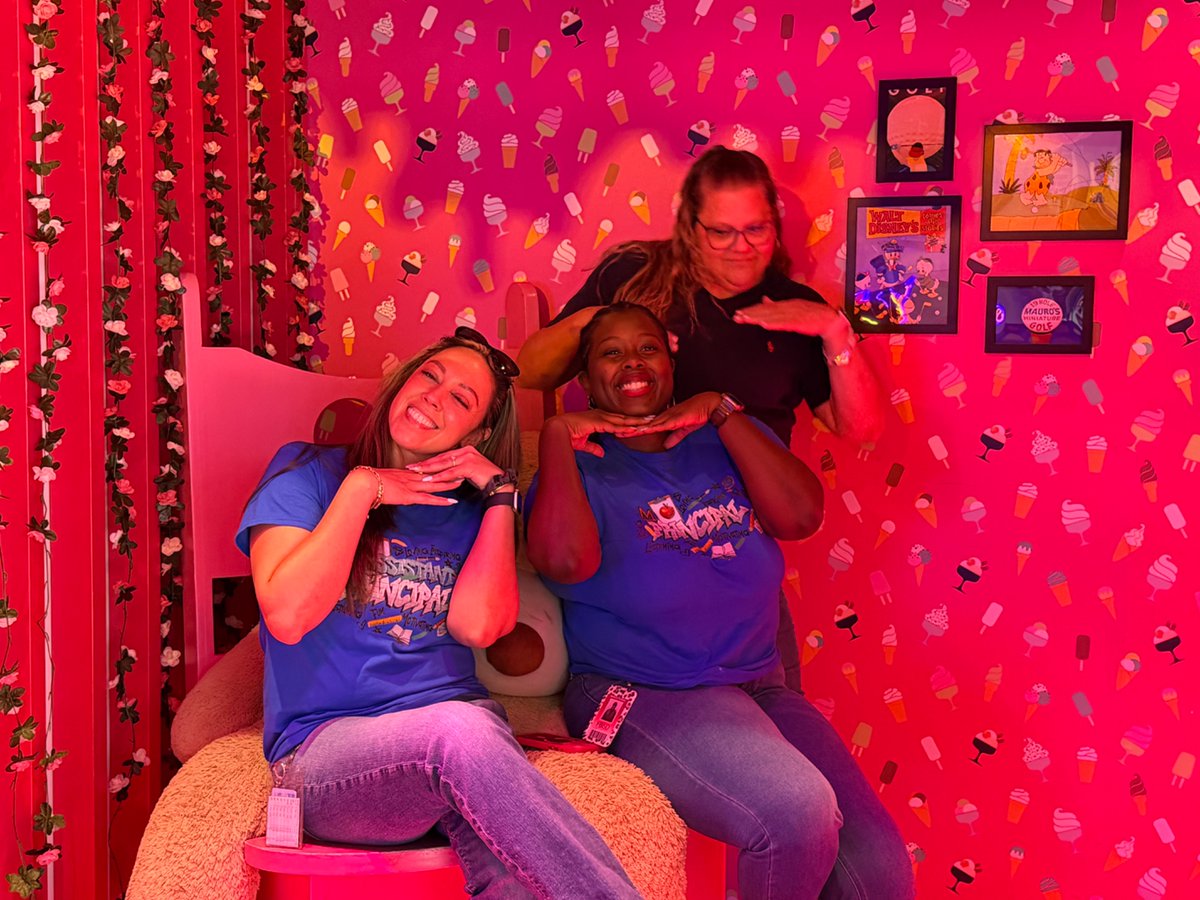 MSE_Astronauts's tweet photo. Behind every great school is a leadership team committed to learning, growing, and leading together. Leadership retreat was filled with teamwork, laughter, and unforgettable moments as we prepare for another incredible year. #MakeYourMark #LeadershipRetreat #FailureIsNOTAnOption https://t.co/RTnWJl5mSJ
