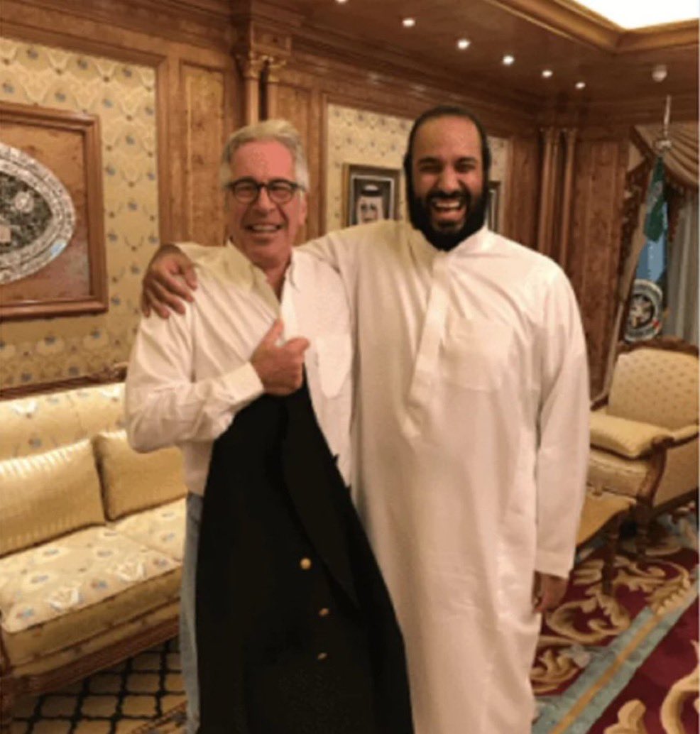 Partisangirl's tweet photo. That’s the king of Saudi Arabia MBS with Epstein.

It’s all you need to know about the reasons behind Saudi Arabia bombing Yemen and Iraq on behalf of Israel. https://t.co/5f2l21lL9j
