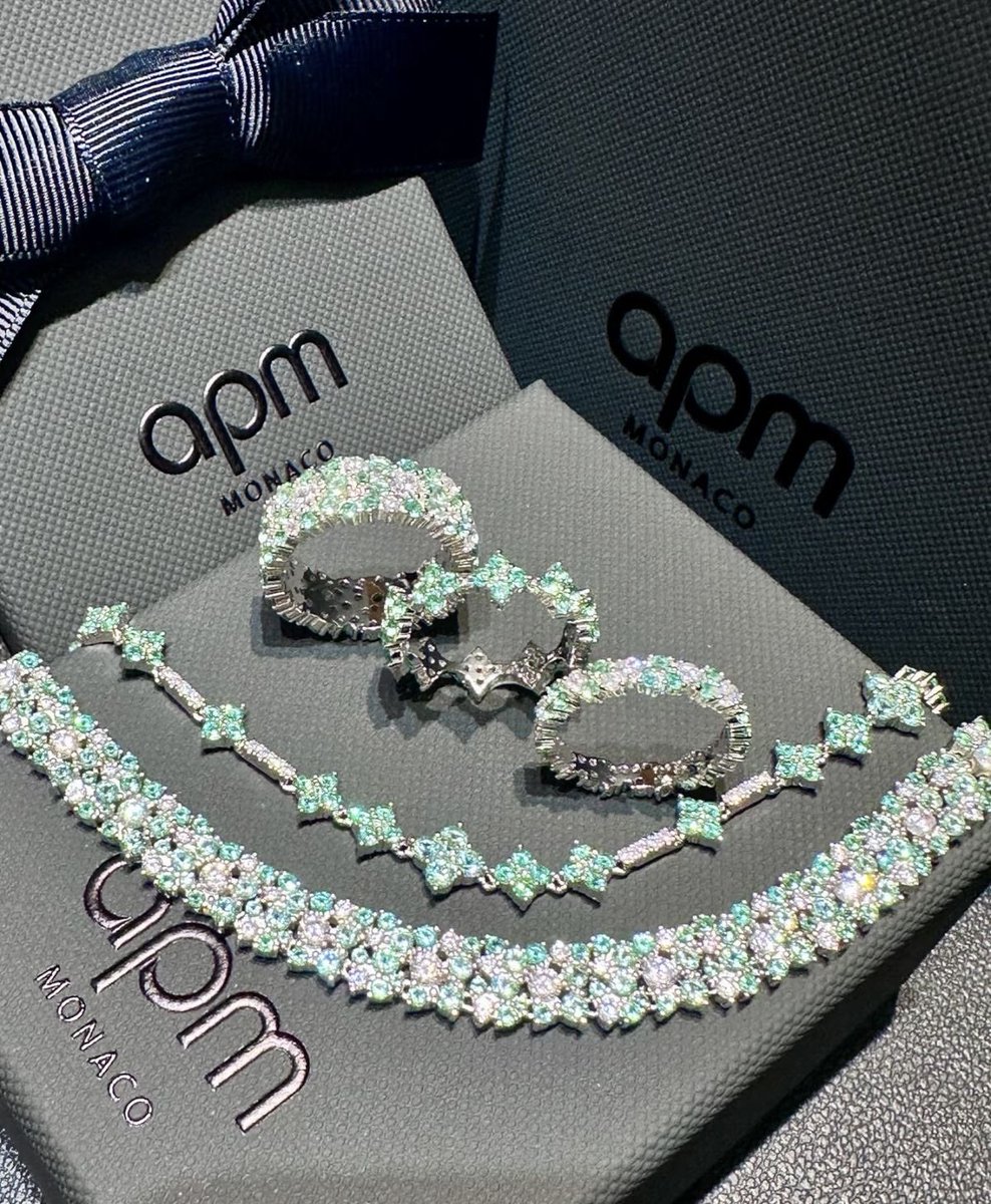 1leio's tweet photo. apm rings 💍 https://t.co/tDdJWlnJ2B